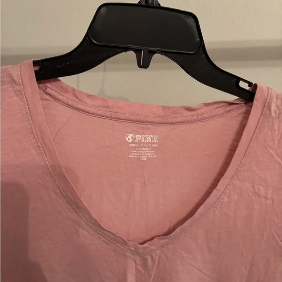 vneck from pink - Picture 2 of 3